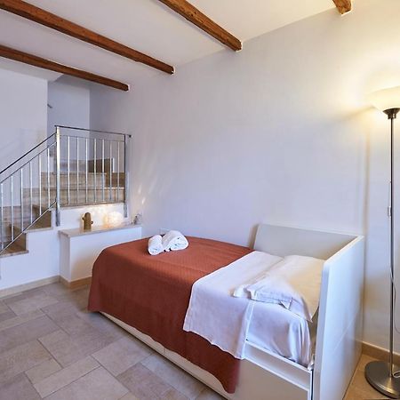 Le Case Di Gio'- Vico Corte Polignano a Mare Extérieur photo
